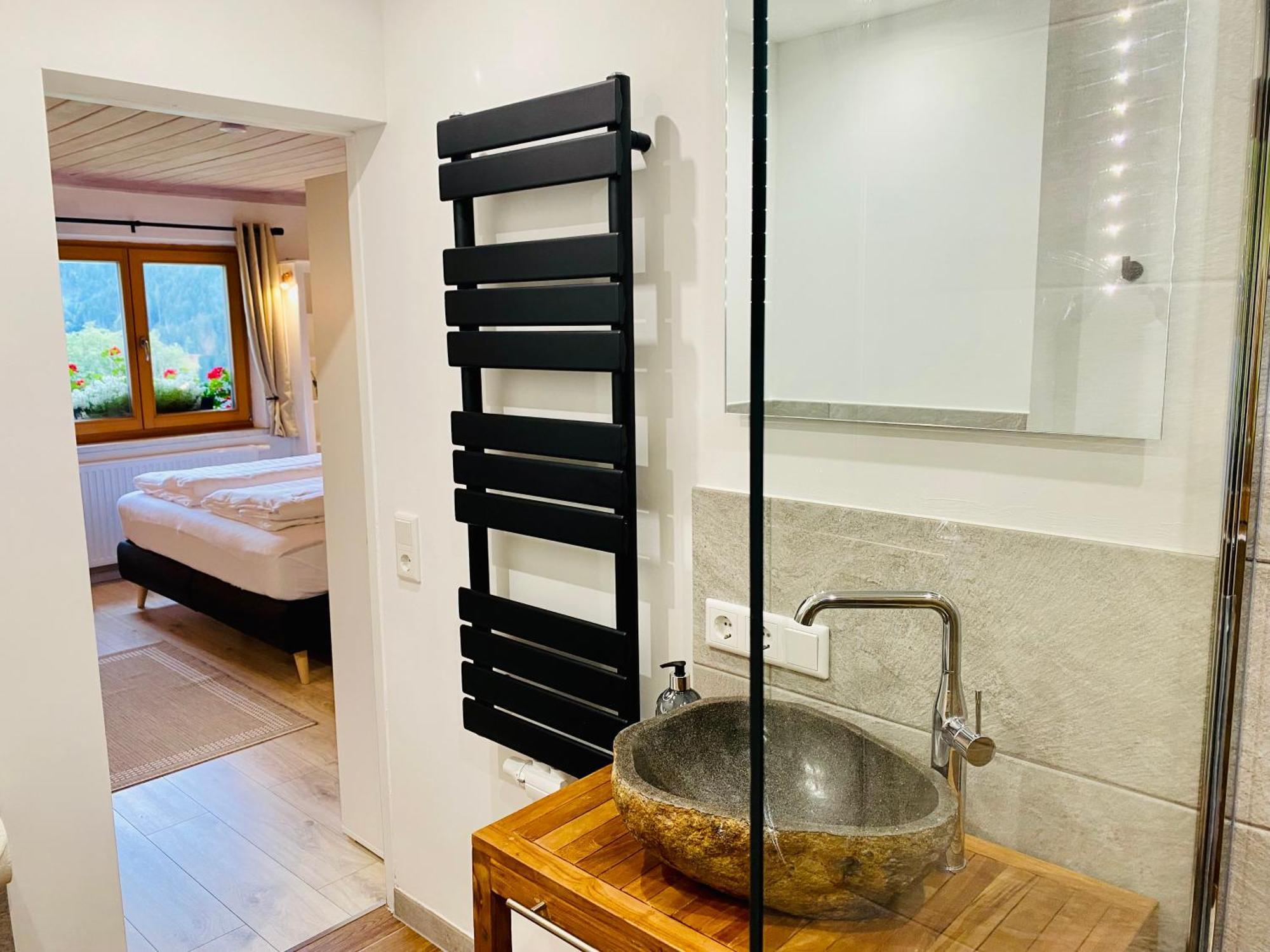 Alm Seasons Premium Chalet & Studios Saalbach-Hinterglemm Room photo