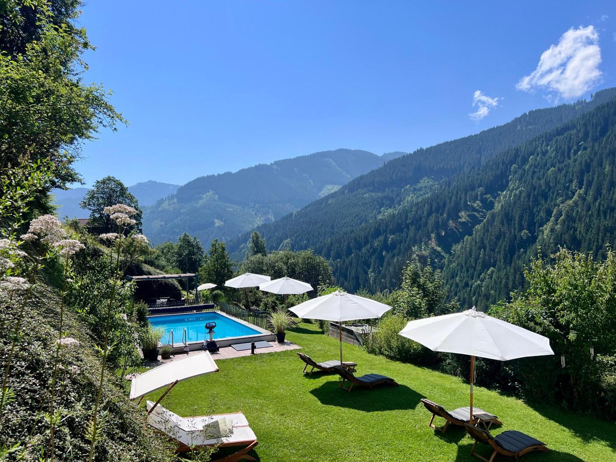Alm Seasons Premium Chalet & Studios Saalbach-Hinterglemm Exterior photo